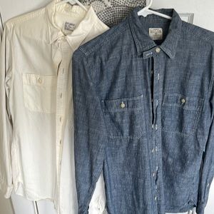 Bundle of 3 J Crew long sleeve size small chambray/workwear shirts.